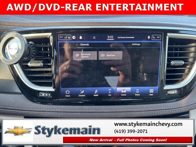 Photo of 2021 Ocean Blue Metallic Chrysler Pacifica