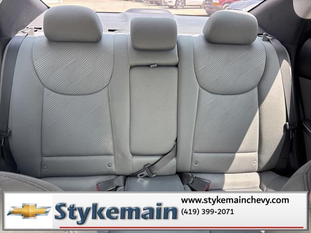 Photo of 2013 Harbor Gray Metallic Hyundai ELANTRA