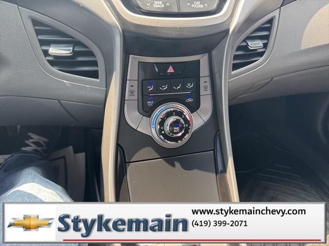 Photo of 2013 Harbor Gray Metallic Hyundai ELANTRA