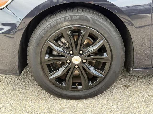 Photo of 2023 Dark Ash Metallic Chevrolet Malibu