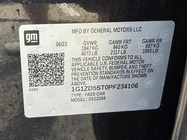 Photo of 2023 Dark Ash Metallic Chevrolet Malibu