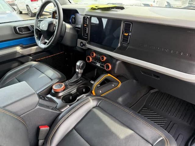 Photo of 2023 Velocity Blue Metallic Ford Bronco
