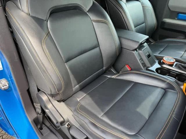 Photo of 2023 Velocity Blue Metallic Ford Bronco