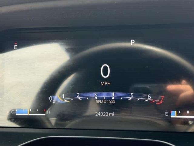 Photo of 2023 Rocky Mountain Pearlcoat Jeep Grand Cherokee
