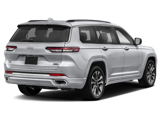 Photo of 2021 Silver Zynith Jeep Grand Cherokee L