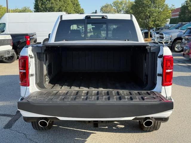 Photo of 2025 Bright White Clearcoat RAM 1500