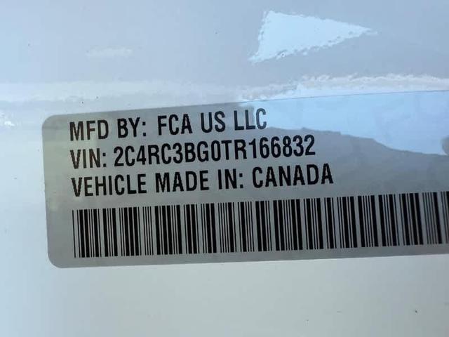 Photo of 2026 Bright White Clearcoat Chrysler Pacifica