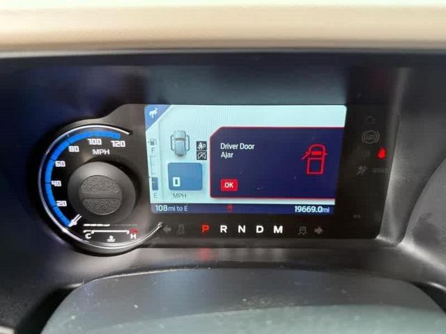 Photo of 2023 Oxford White Ford Bronco