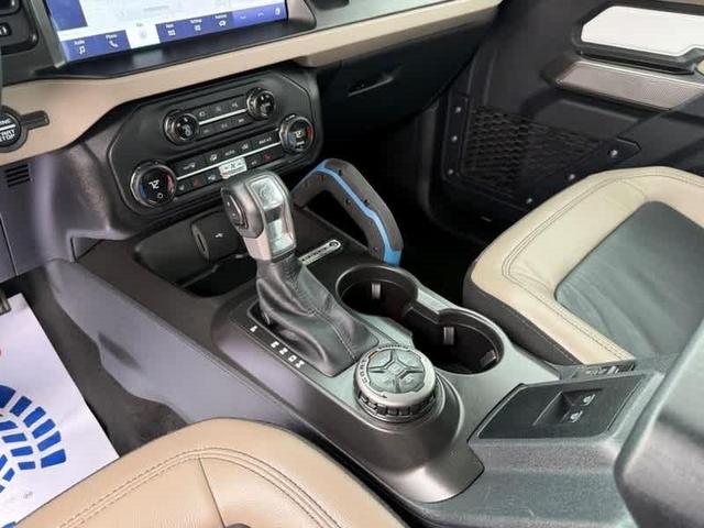 Photo of 2023 Oxford White Ford Bronco