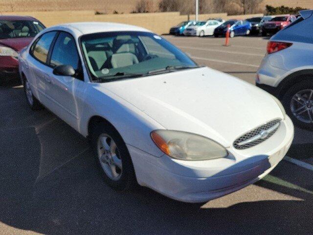 2001 Ford Taurus