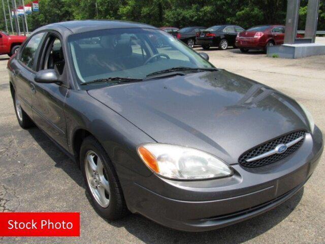 2003 Ford Taurus