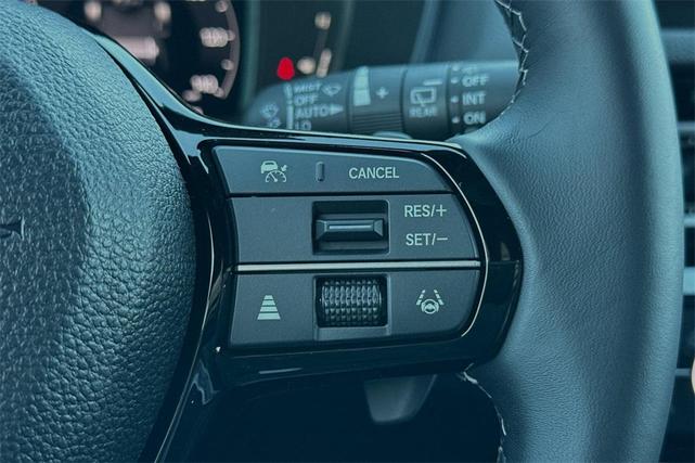 Photo of 2025 Platinum White Pearl Honda Civic Hybrid