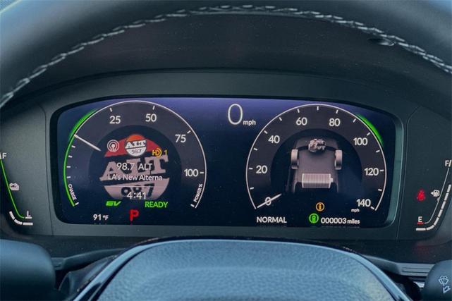 Photo of 2025 Platinum White Pearl Honda Civic Hybrid