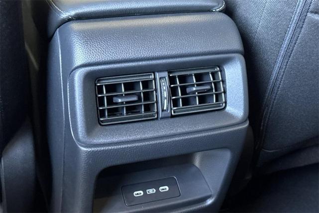 Photo of 2026 Solar Silver Metallic Honda CR-V