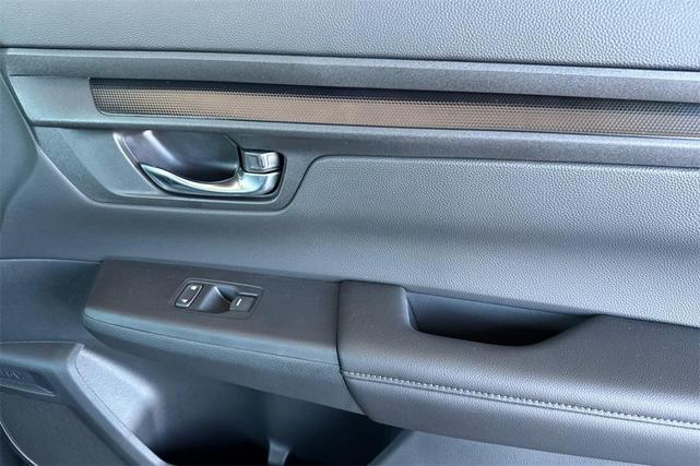 Photo of 2026 Solar Silver Metallic Honda CR-V