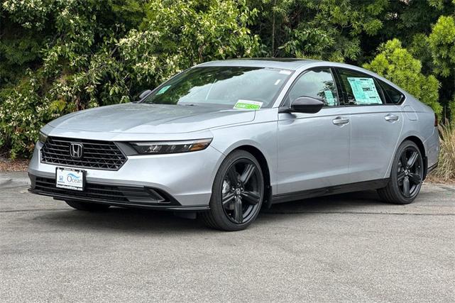 Photo of 2025 Solar Silver Metallic Honda Accord Hybrid