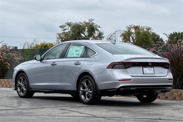 Photo of 2025 Solar Silver Metallic Honda Accord Hybrid