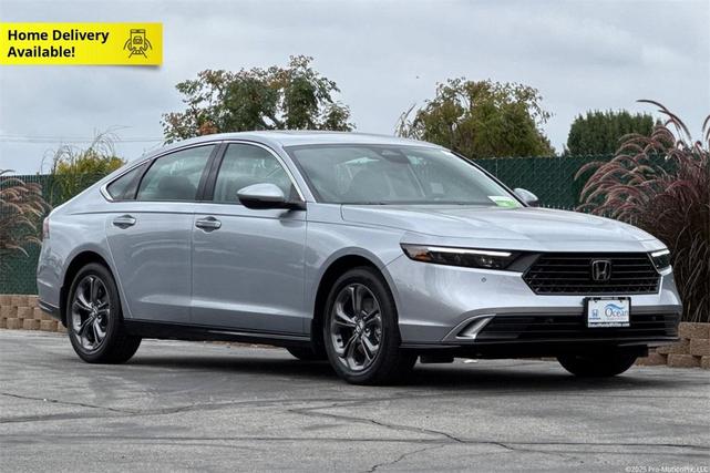 Photo of 2025 Solar Silver Metallic Honda Accord Hybrid