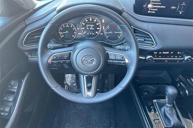 Photo of 2025 Gray Metallic Mazda CX-30