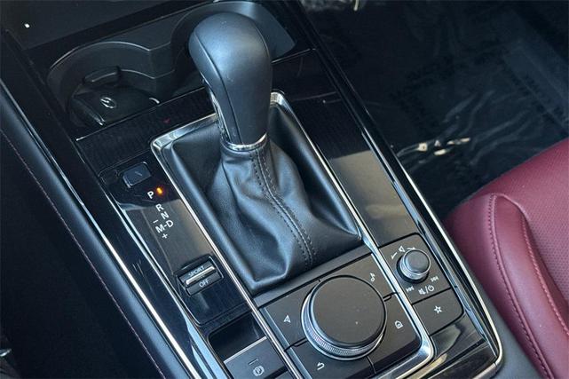 Photo of 2025 Gray Metallic Mazda CX-30