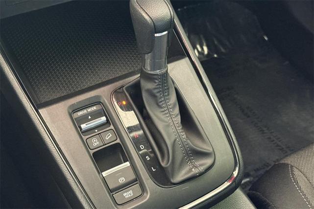 Photo of 2025 Still Night Pearl Honda CR-V