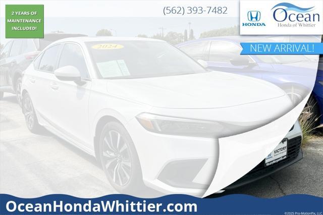 Photo of 2024 Platinum White Pearl Honda Civic