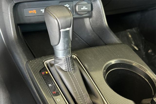Photo of 2024 Platinum White Pearl Honda Civic