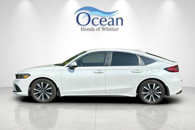 Photo of 2024 Platinum White Pearl Honda Civic