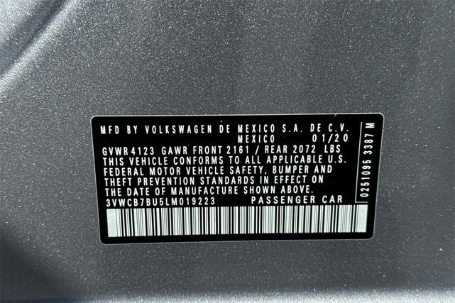 Photo of 2020 Silver Metallic Volkswagen Jetta
