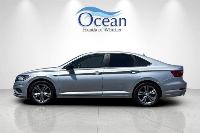 Photo of 2020 Silver Metallic Volkswagen Jetta