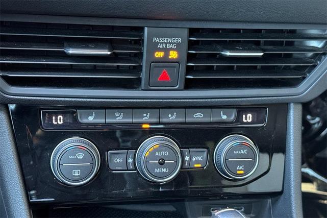 Photo of 2020 Silver Metallic Volkswagen Jetta
