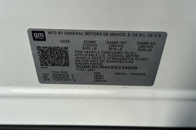 Photo of 2025 Summit White Chevrolet Blazer