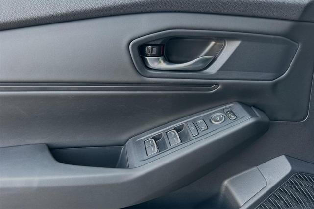 Photo of 2025 Crystal Black Pearl Honda Accord
