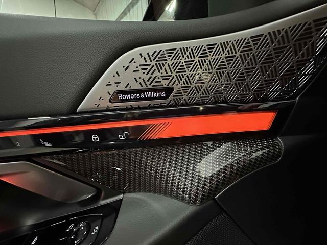 Photo of 2026 Dark Graphite Metallic BMW M5