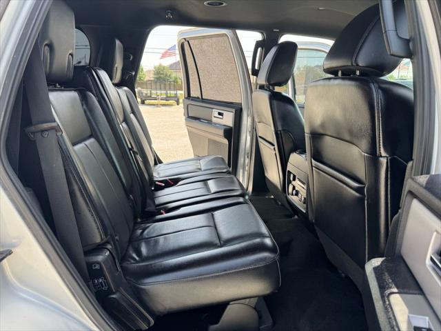 Photo of 2017 Ingot Silver Ford Expedition