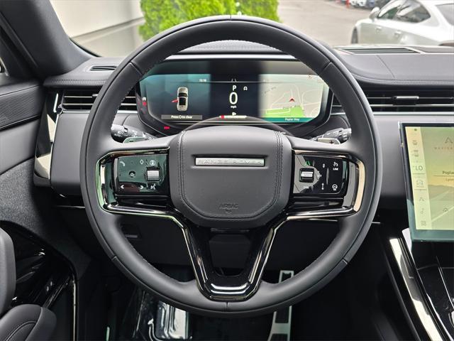 Photo of 2025 Green Land Rover Range Rover Sport