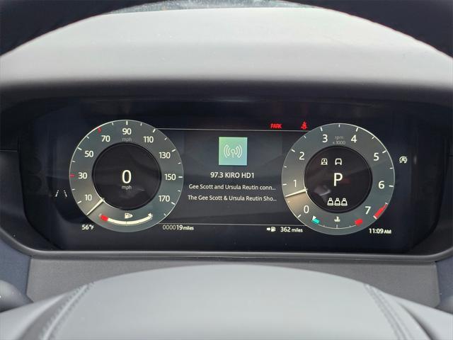 Photo of 2026 Varesine Blue Metallic Land Rover Range Rover Velar