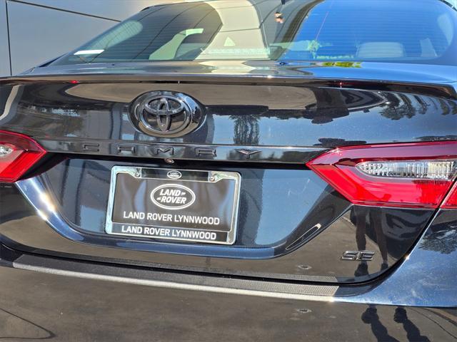 Photo of 2022 Midnight Black Metallic Toyota Camry