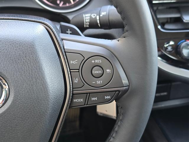 Photo of 2022 Midnight Black Metallic Toyota Camry