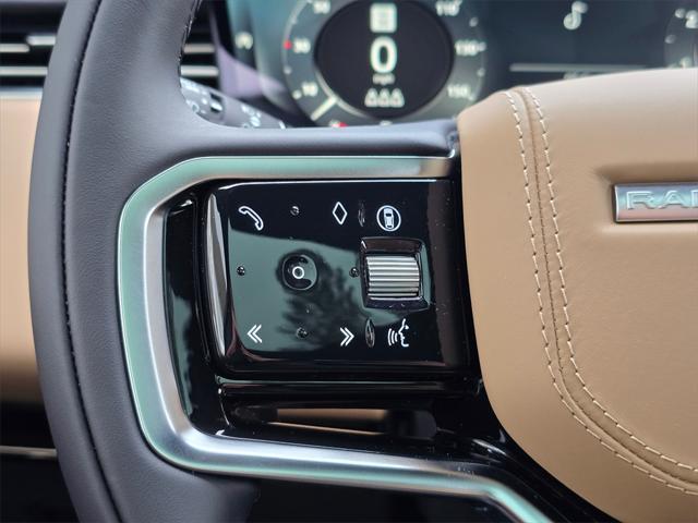 Photo of 2025 Fuji White Land Rover Range Rover Sport
