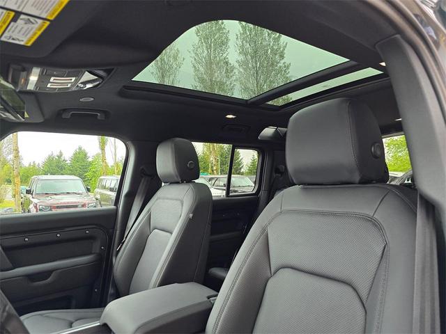 Photo of 2025 Grey Land Rover Defender