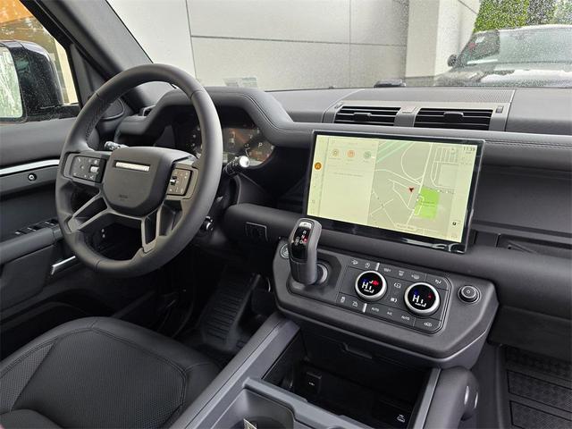 Photo of 2025 Grey Land Rover Defender