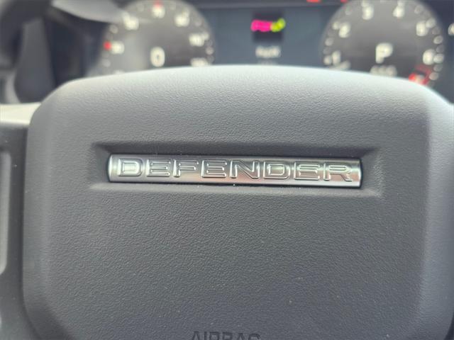 Photo of 2025 Santorini Black Land Rover Defender