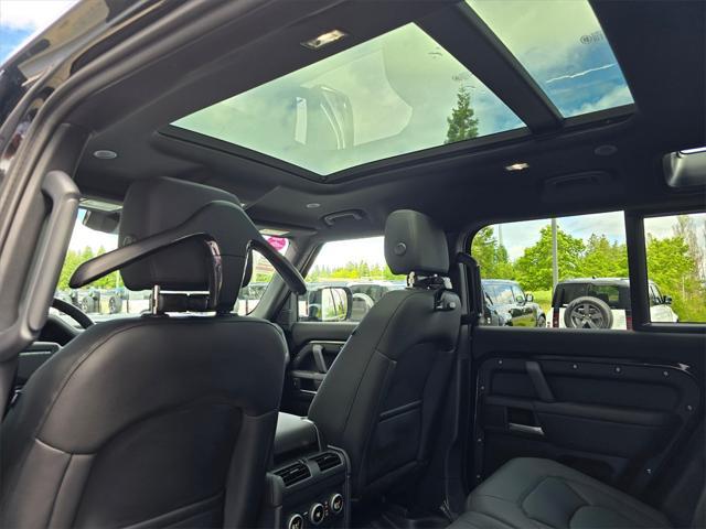 Photo of 2025 Santorini Black Land Rover Defender