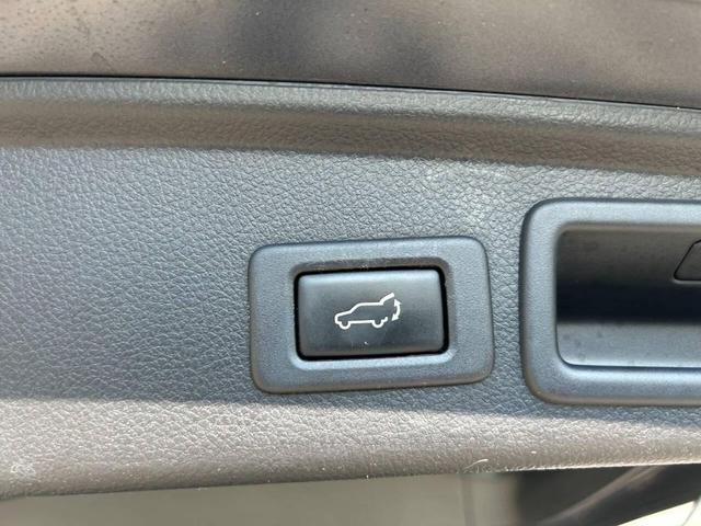Photo of 2015 Dark Gray Metallic Subaru Forester