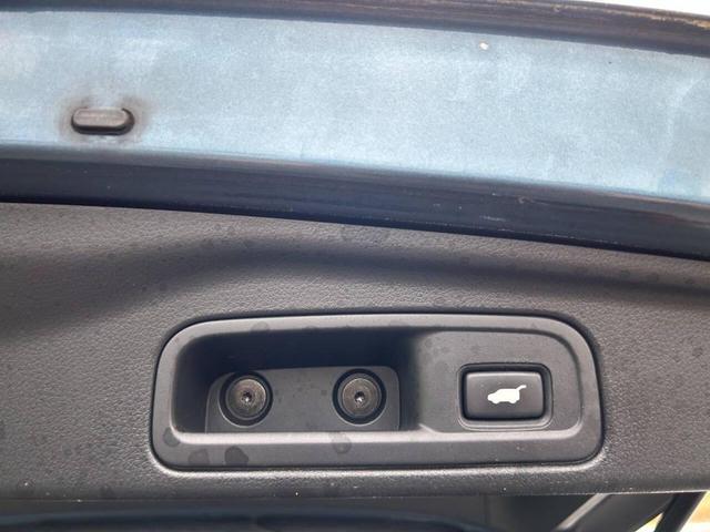 Photo of 2016 Blue Honda Pilot