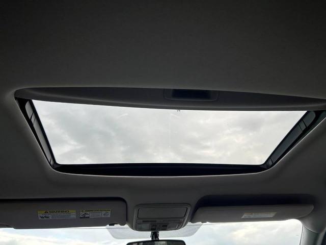 Photo of 2016 Blue Honda Pilot