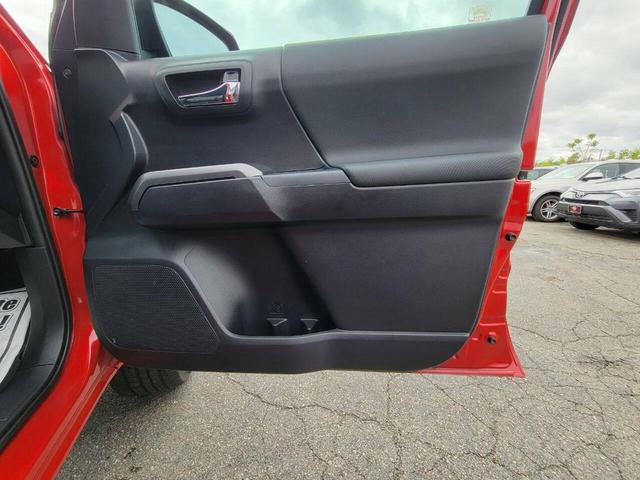Photo of 2020 Maroon Toyota Tacoma