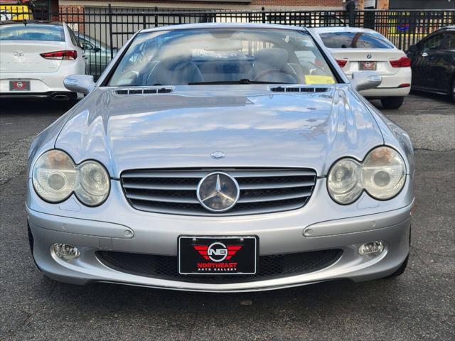 Photo of 2005 Silver Mercedes-Benz SL-Class