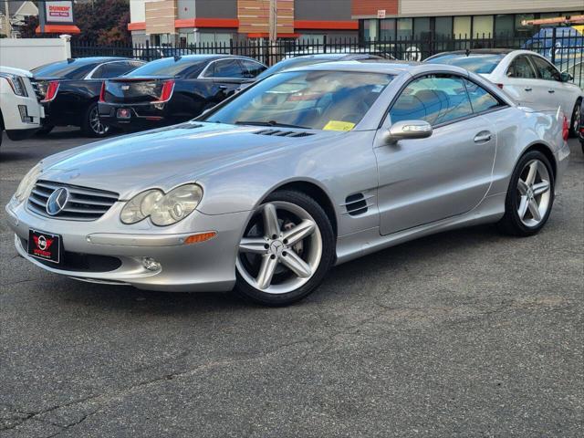Photo of 2005 Silver Mercedes-Benz SL-Class